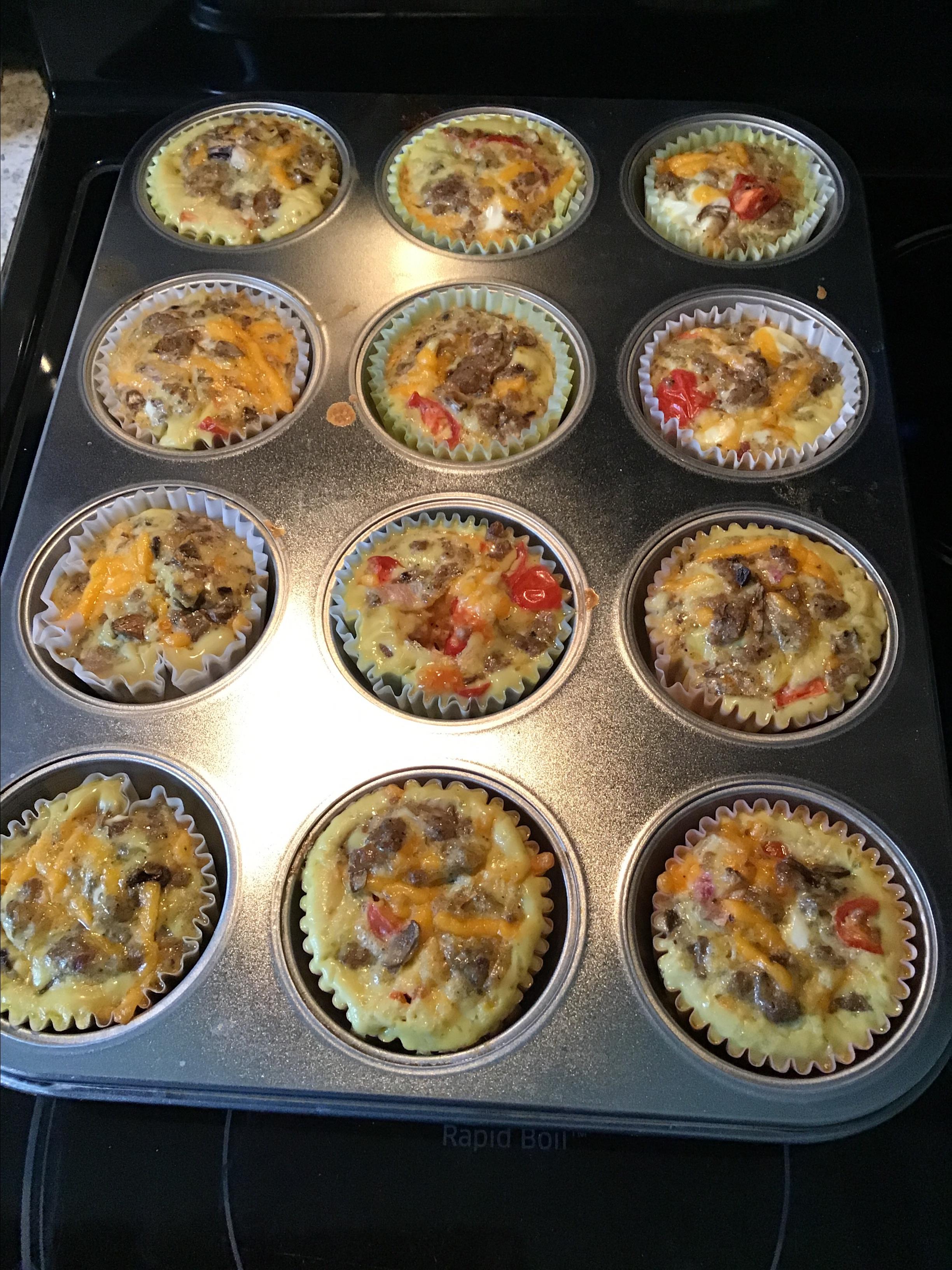 Tomatoes and Bacon Egg Muffins 