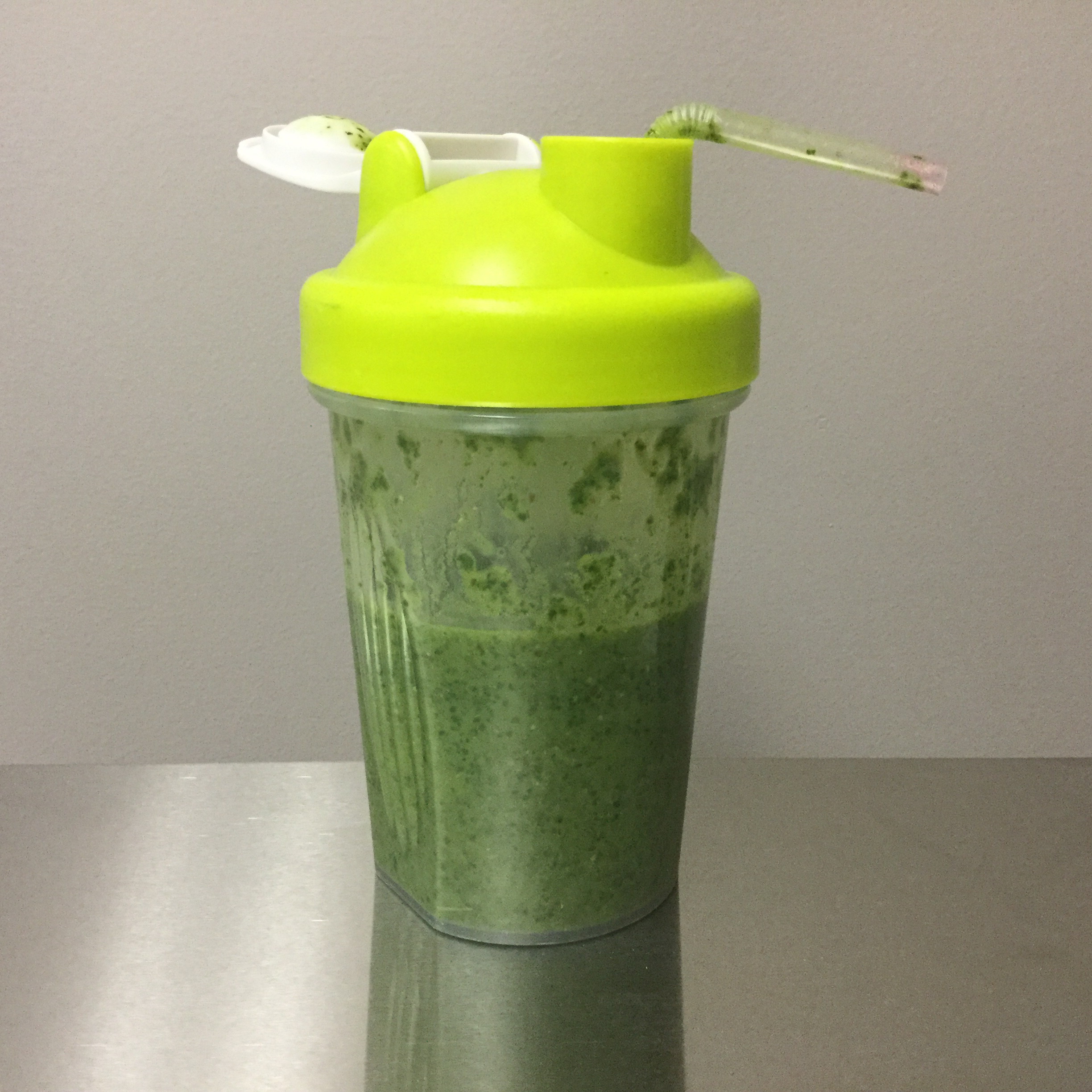 Quick Kale and Banana Smoothie 