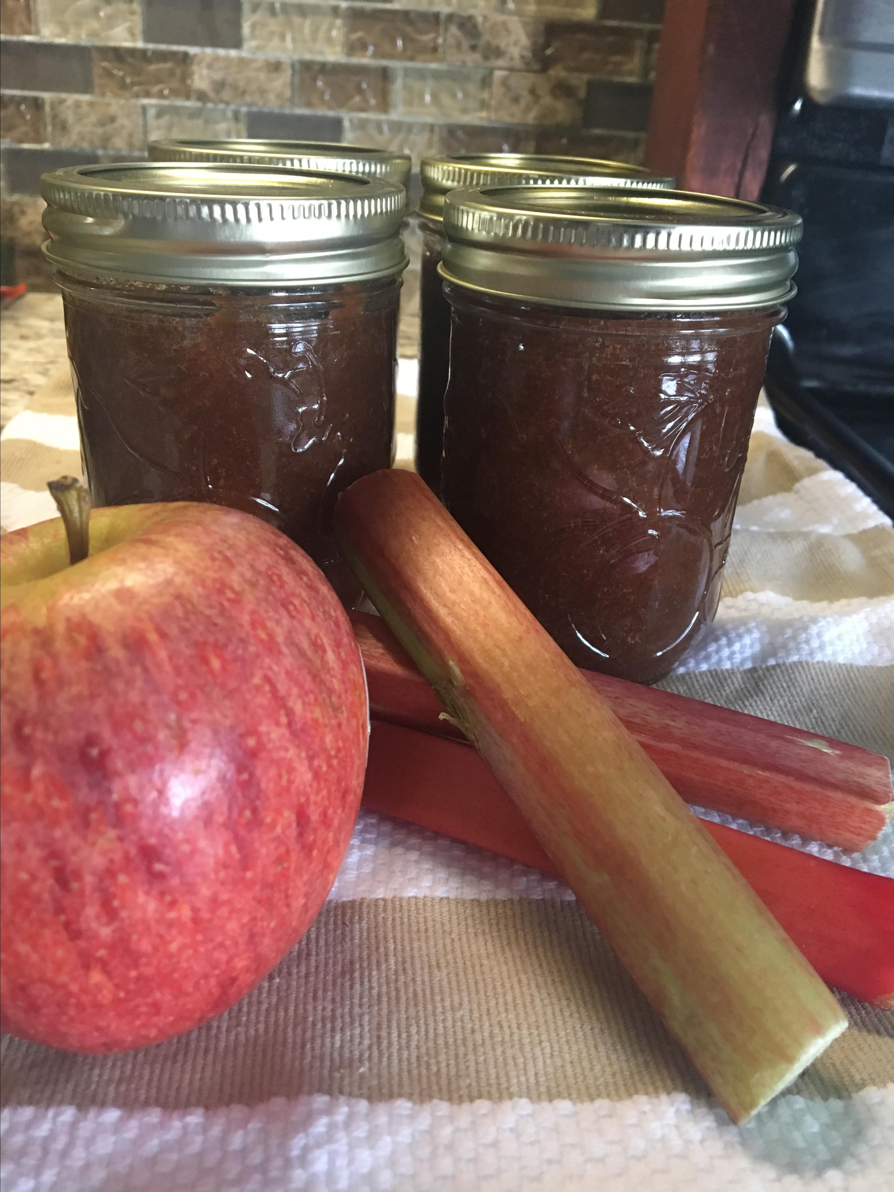 Easy Apple Rhubarb Jam 
