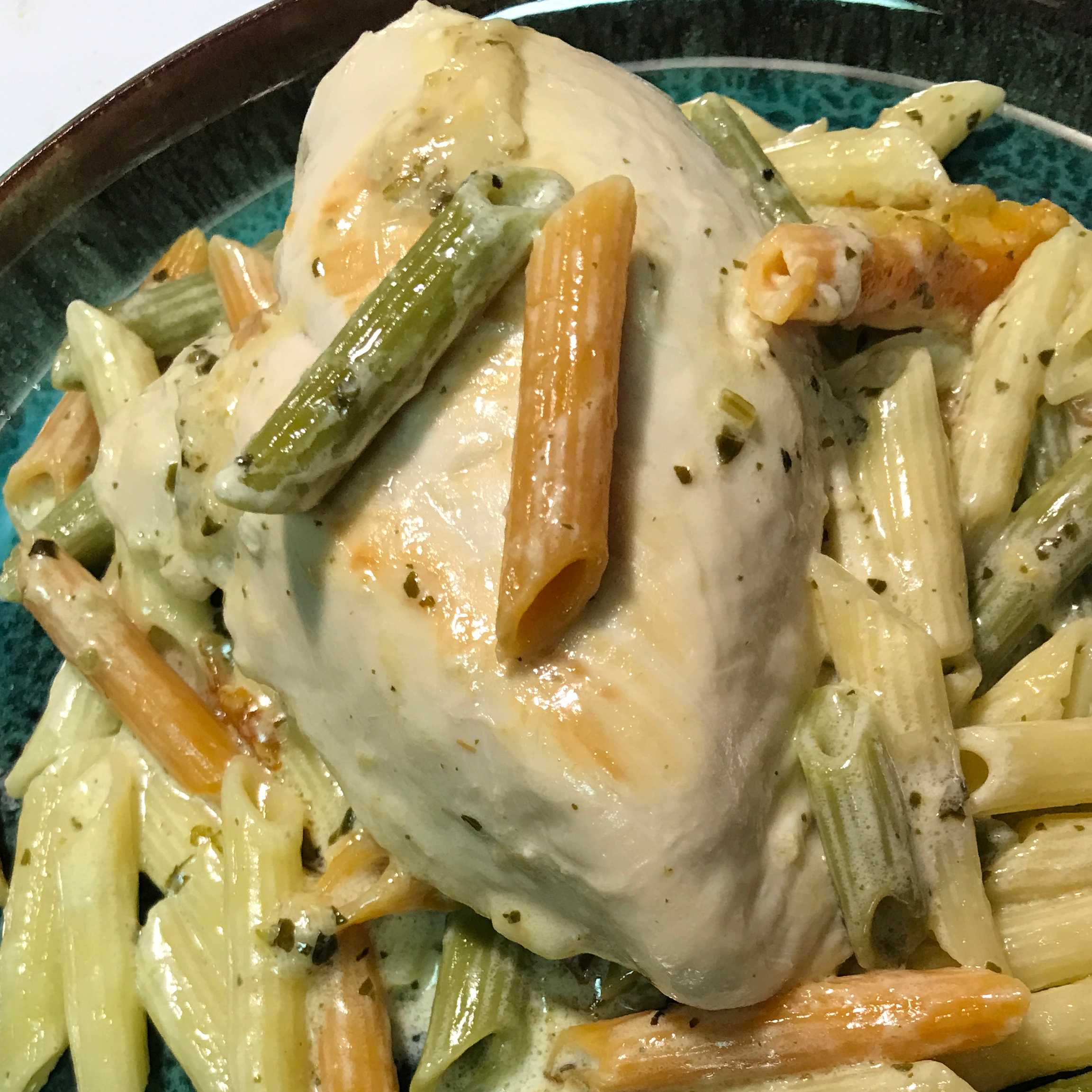 Penne with Chicken and Pesto 