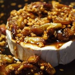 Figs and Toasted Almonds Brie Alanna