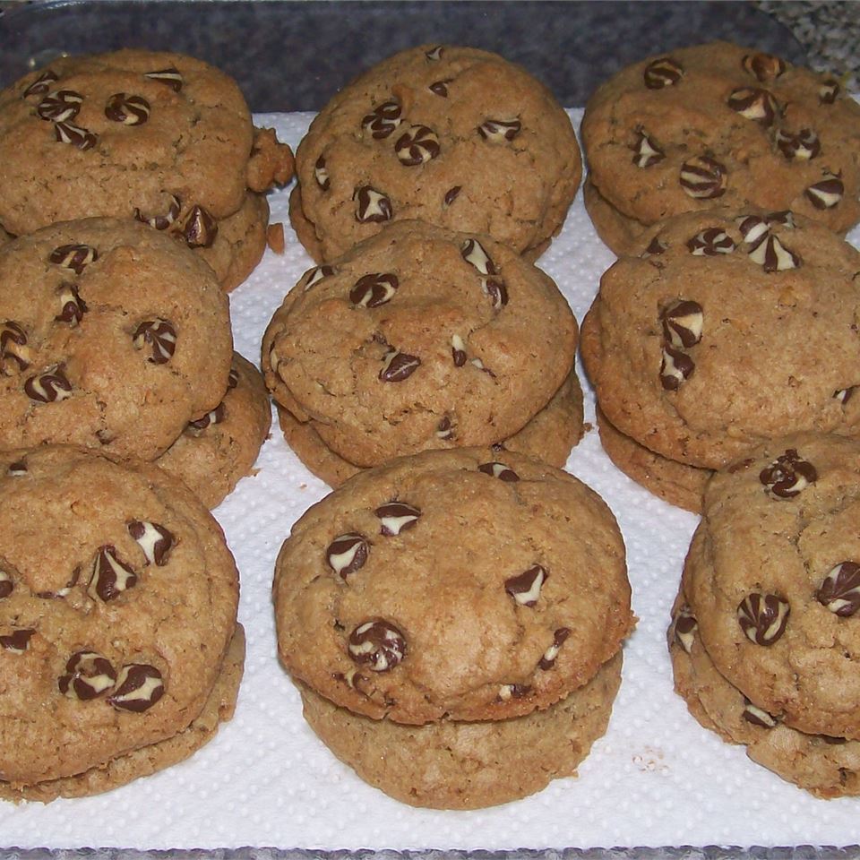 Chocolate Chip Crispy Cookies joyforever143