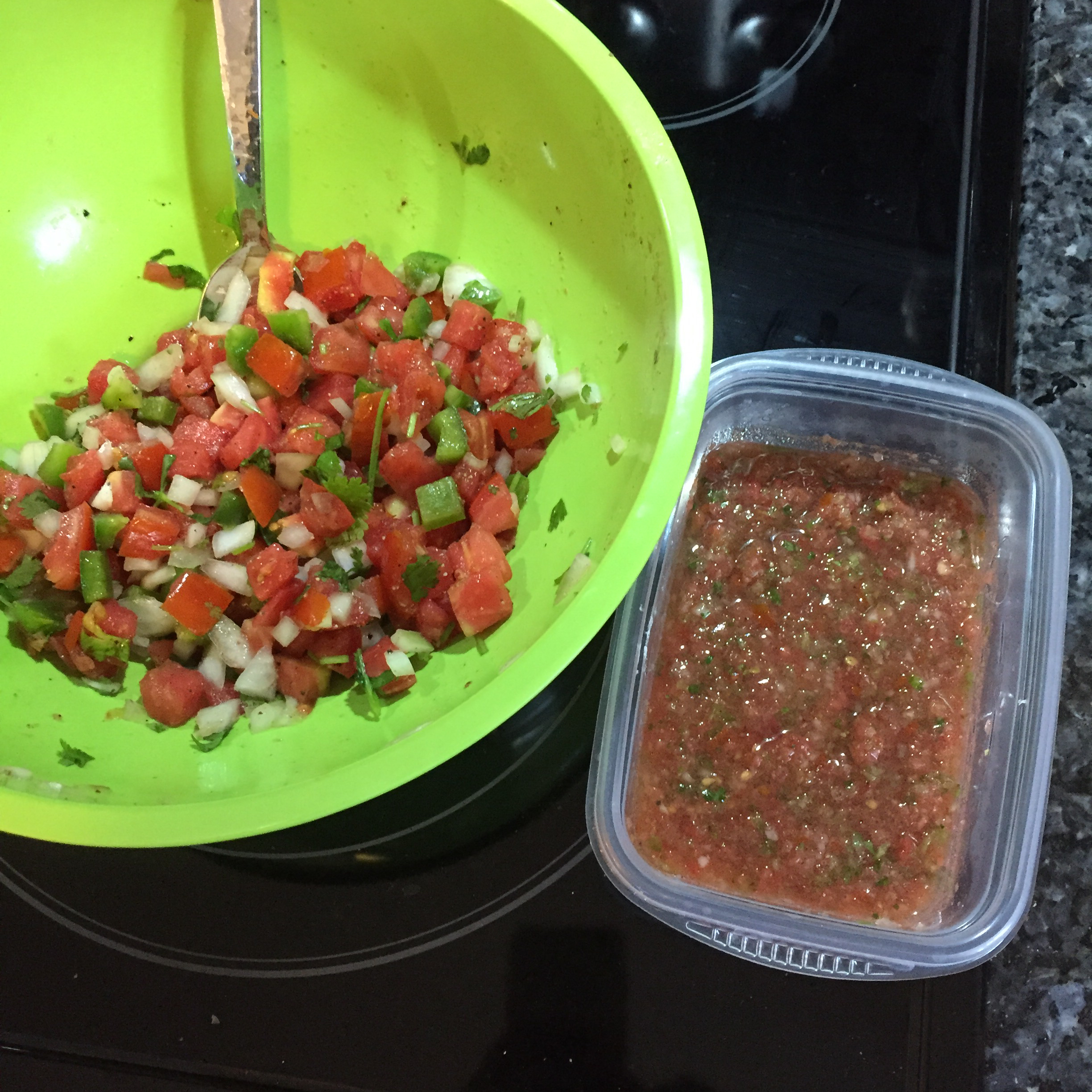 The Best Fresh Tomato Salsa 