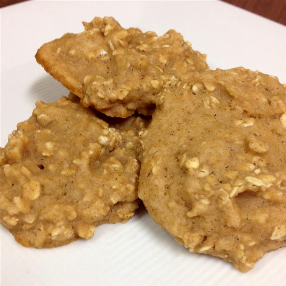 Egg-Free Low-Fat Oatmeal Cookies 