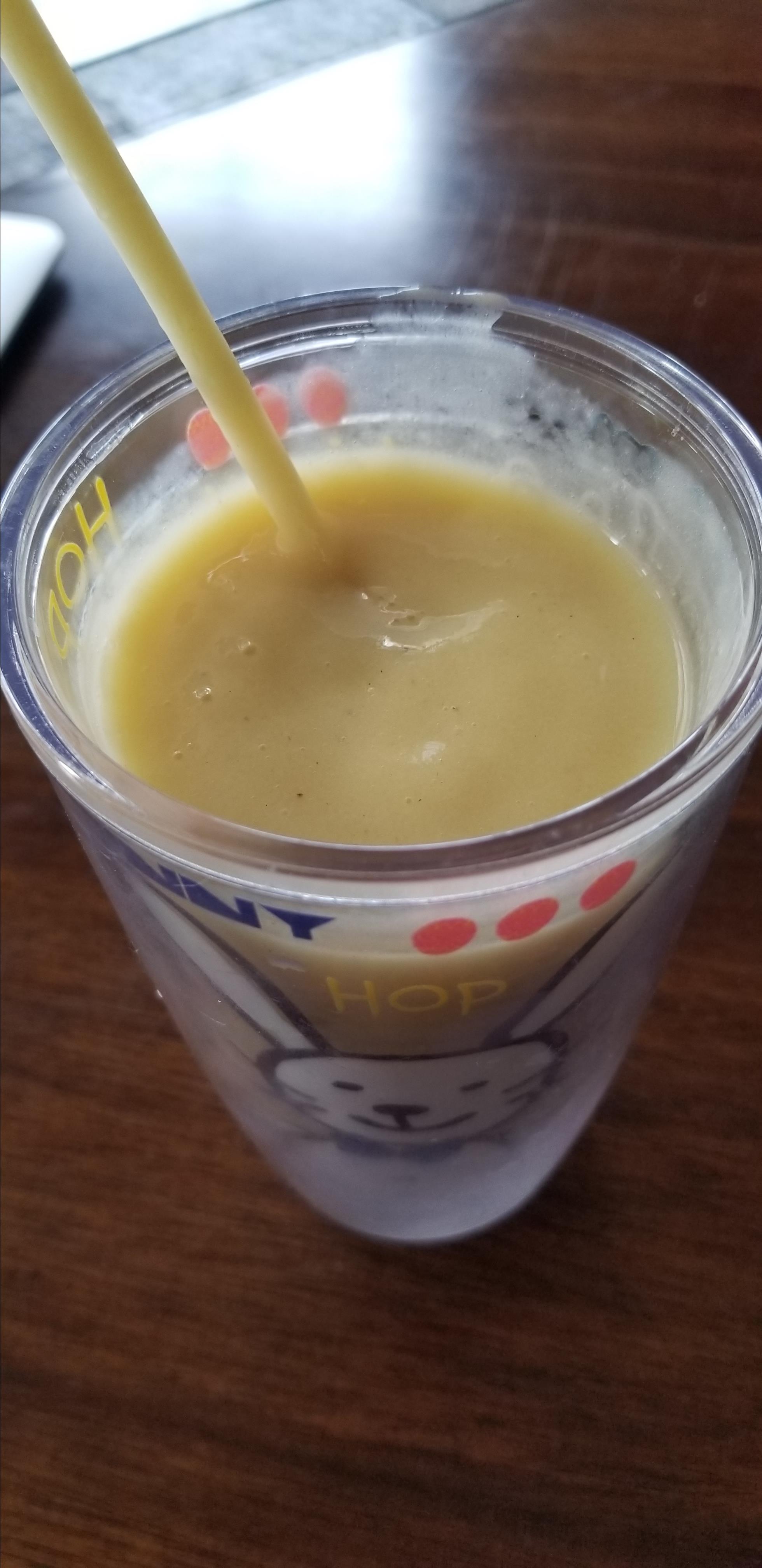 Easy Mango Banana Smoothie 
