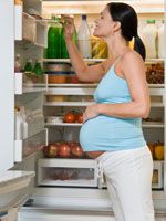 pregnant-baby-food-allergies-150x200.jpg