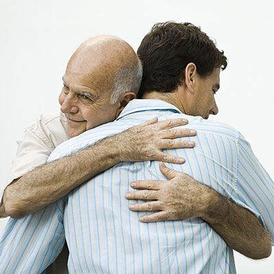 hug-elderly-dad