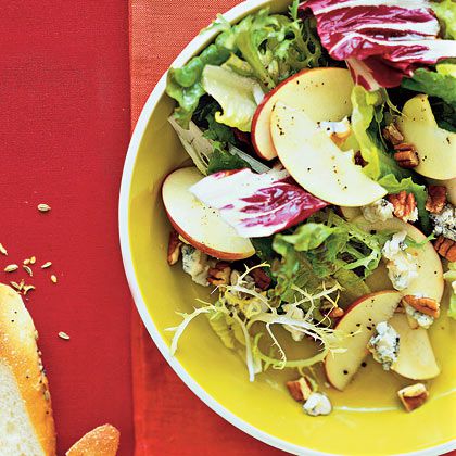Pear-Goat Cheese Salad 