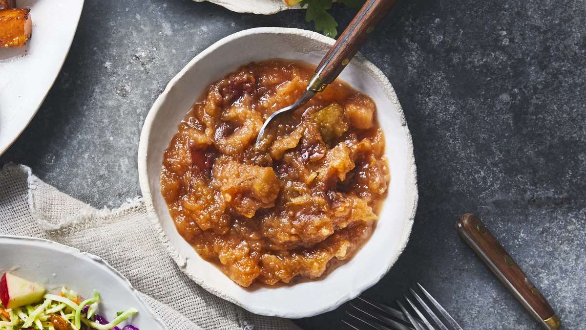 applesauce-apple-recipes-health-mag-october-2019
