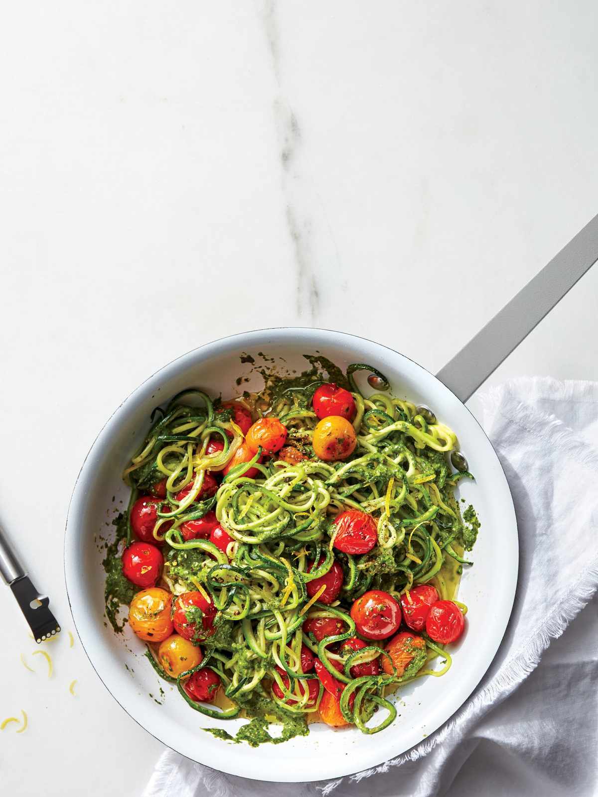 Zoodles With Tomatoes and Spinach-Caper Pesto 