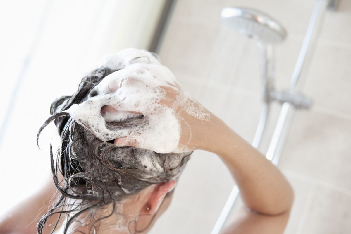 wash-hair-allergy