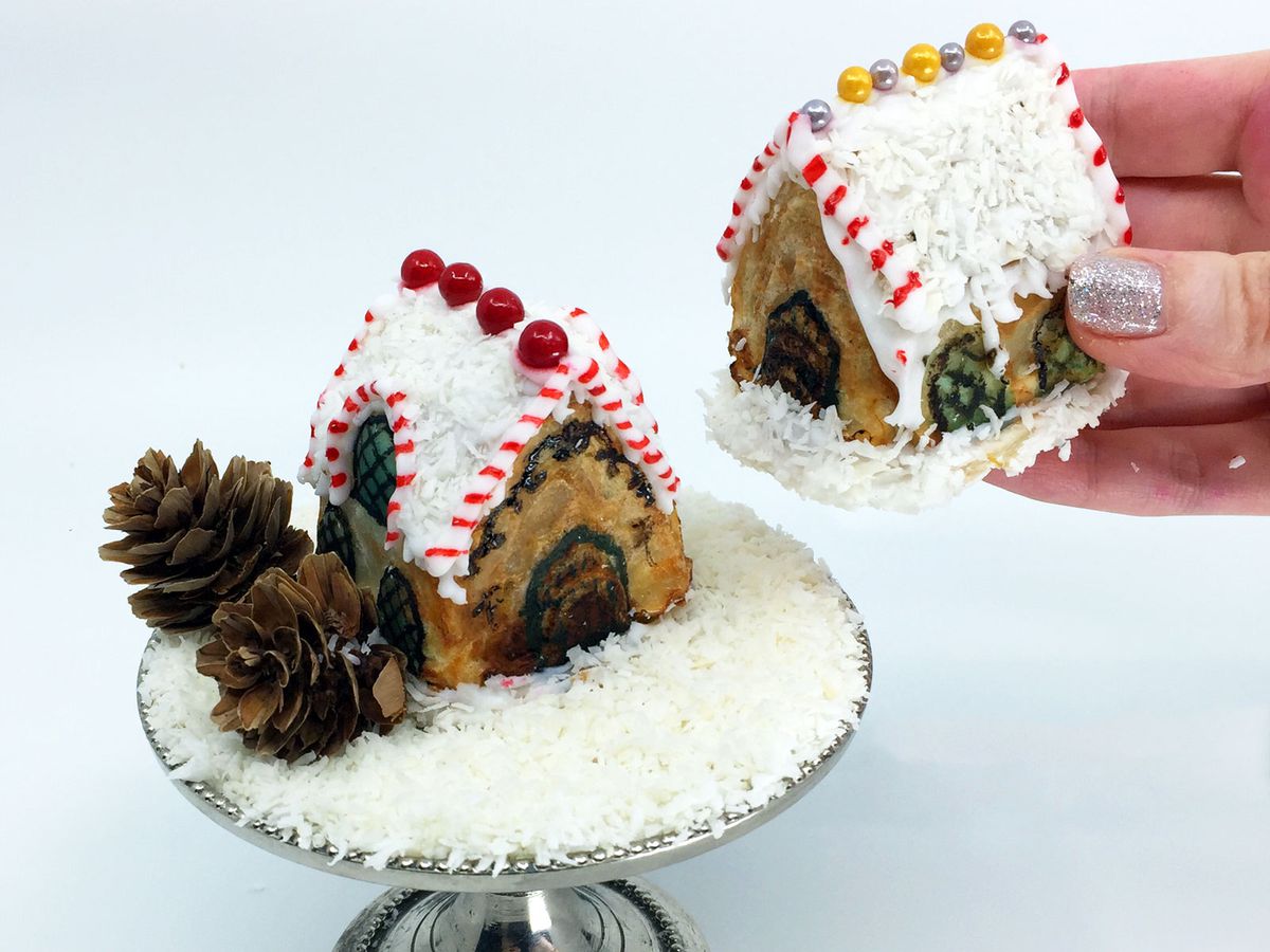 mini house pies for christmas