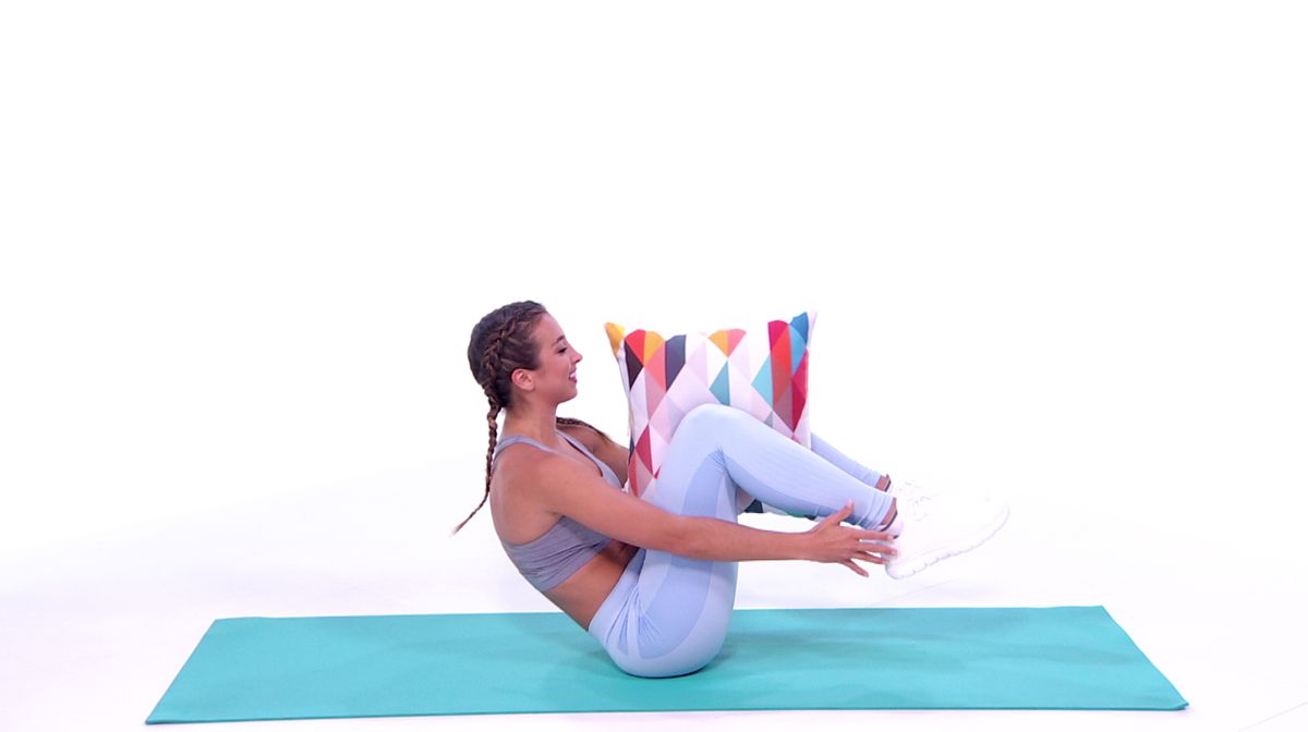 pillow-moves-for-tight-abs-video