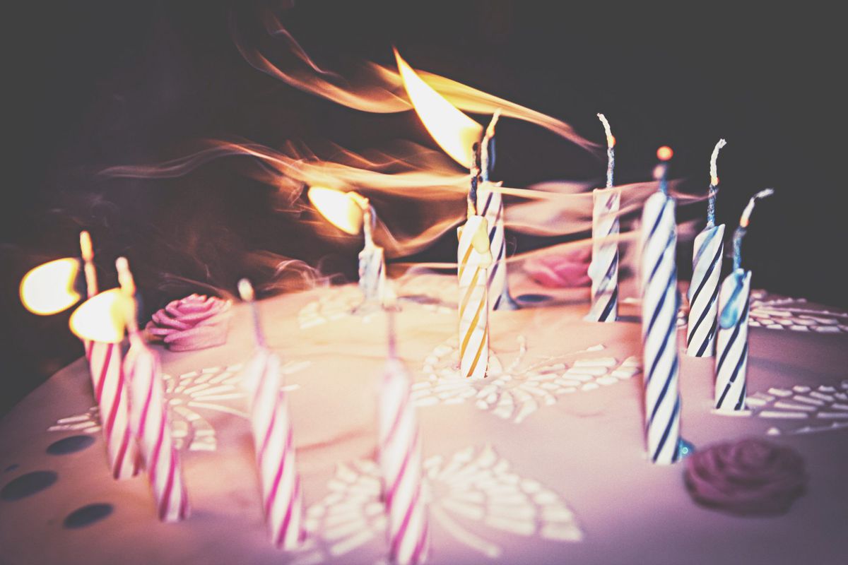 longevity-birthday-dna-candles