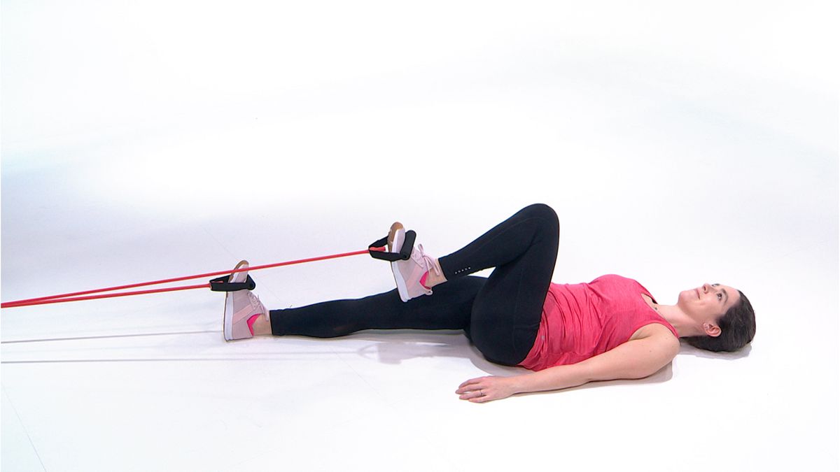video-hot-moves-resistance-band-abs-sarah-klein-2