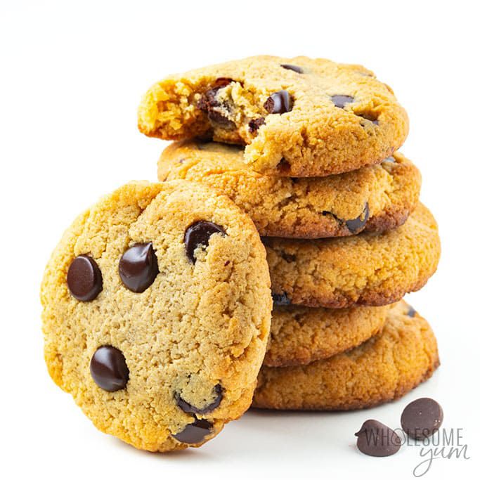 wholesomeyum-the-best-low-carb-keto-chocolate-chip-cookies-recipe-with-almond-flour-12