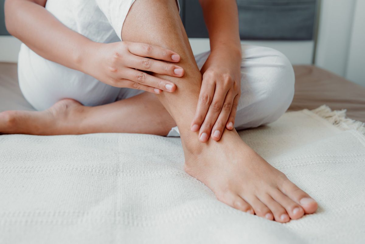 13 Reasons You Have Swollen Feet, According to Doctors | Health.com
