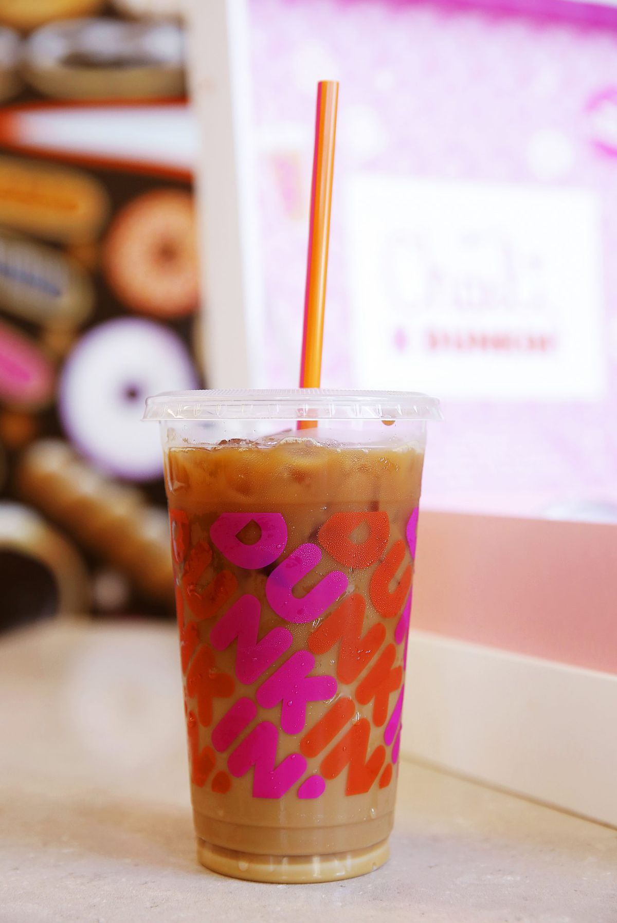 WOODLAND HILLS, CALIFORNIA - AUGUST 31: Dunkin' Launches 'The Charli' Drink with Charli D'Amelio on August 31, 2020 in Woodland Hills, California. (Photo by Rachel Murray/Getty Images for Dunkin')