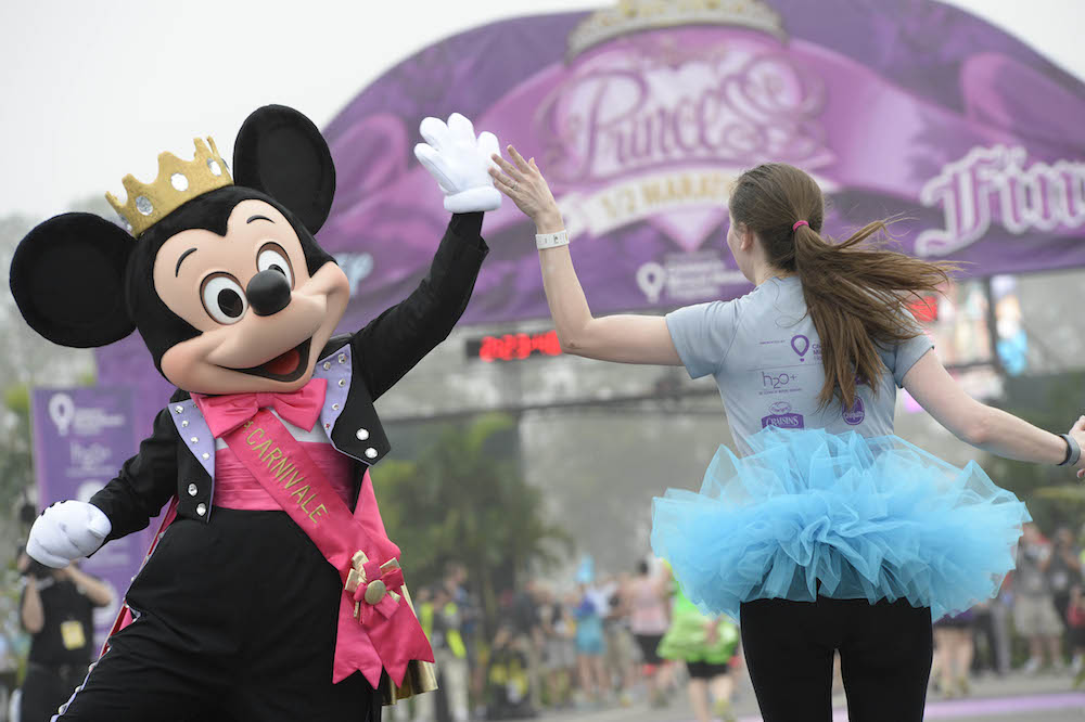 Disney-Princess-Half-Marathon-Mickey