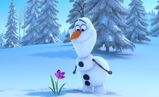 Olaf_smiling_at_Flower