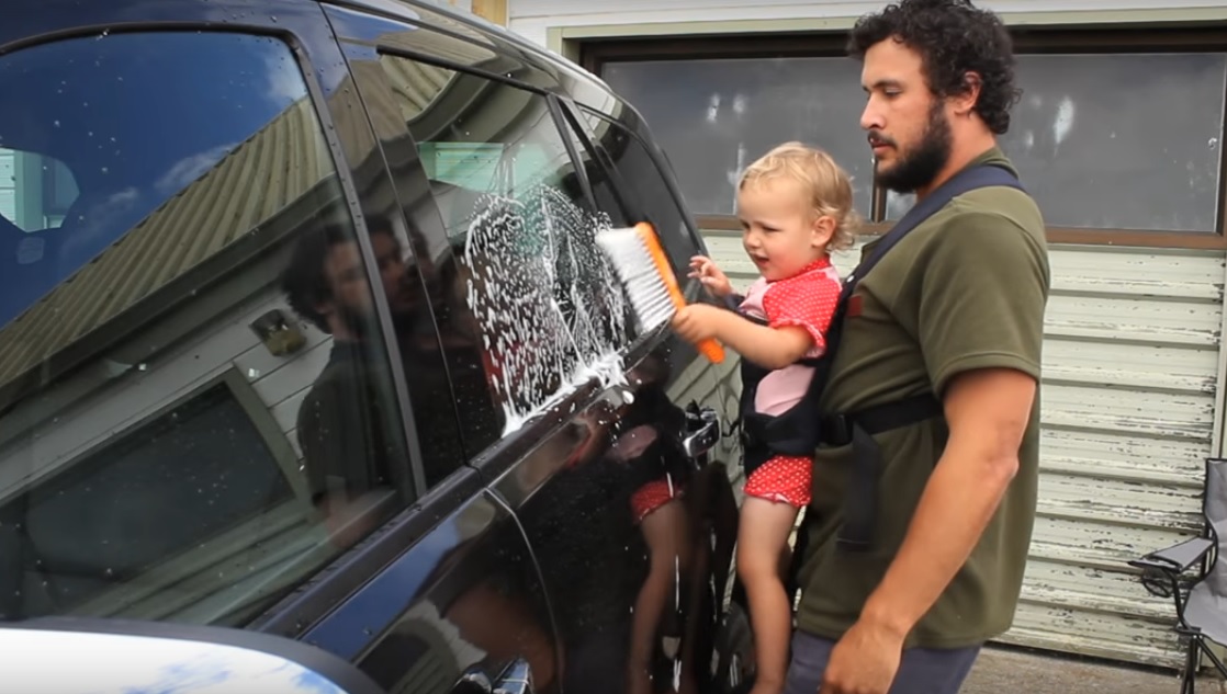 how-to-dad-wash-car-with-a-baby
