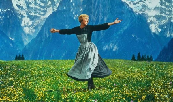 Julie Andrews explains how they filmed that famous meadow scene in &quot;The  Sound of Music&quot; | HelloGiggles