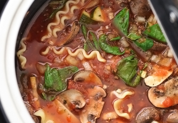Slow-Cooker-Vegetarian-Lasagna-Soup.jpg