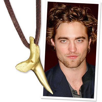 Robert Pattinson, Twilight, Fang Necklace, What's Right Now