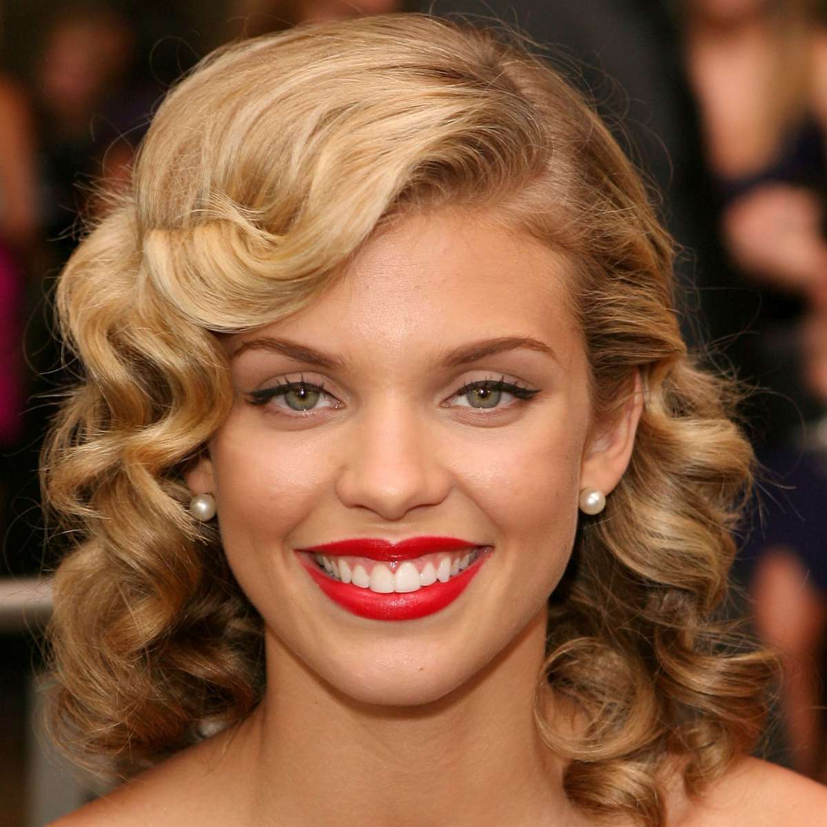 AnnaLynne McCord - Transformation - Beauty - Celebrity Before and After