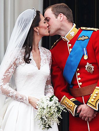 Prince William and Kate Middleton Kiss