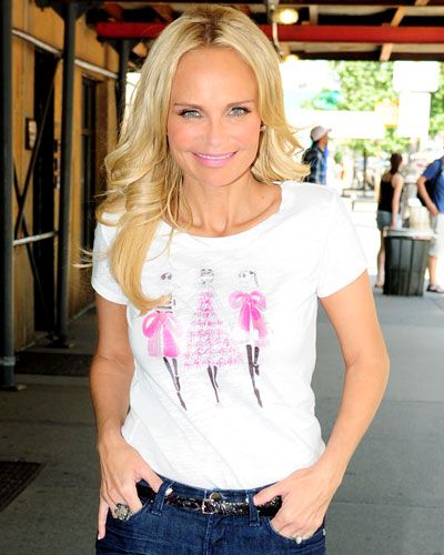 Kristen Chenowith in a LOFT breast cancer awareness shirt