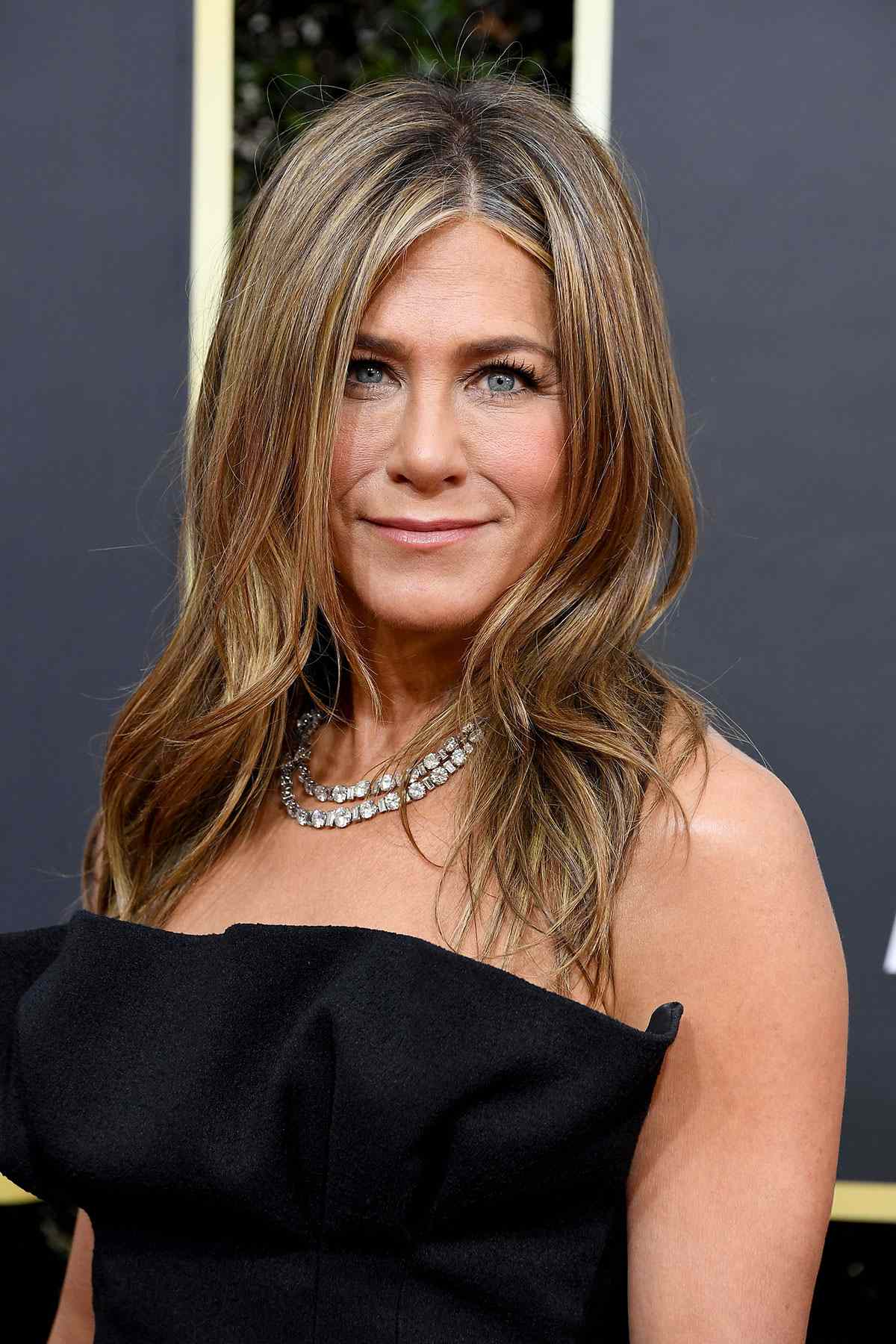 Jennifer Aniston 2020 Golden Globe Awards - Sexy Spring Haircuts