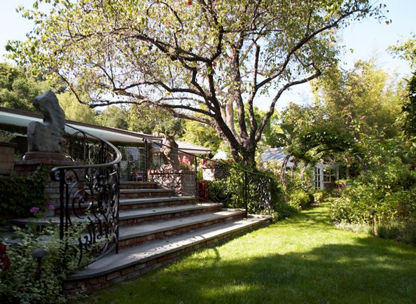 Elizabeth Taylor's Private Garden