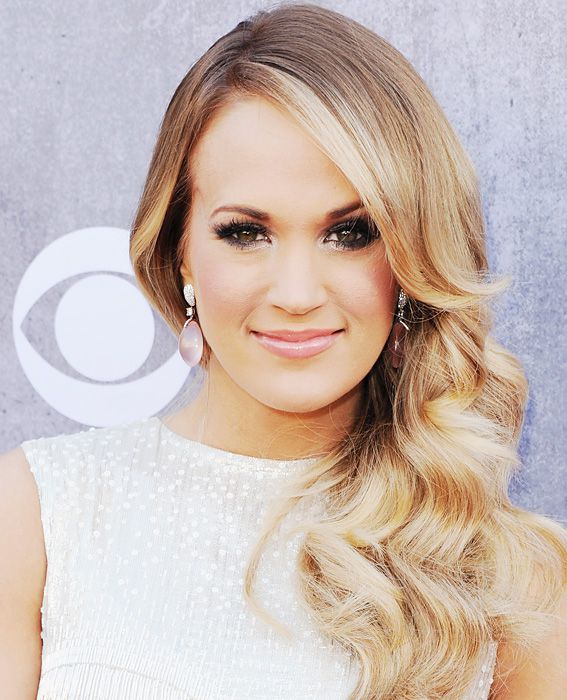 Carrie Underwood Makeup