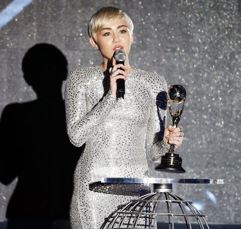 Miley Cyrus: World Music Awards