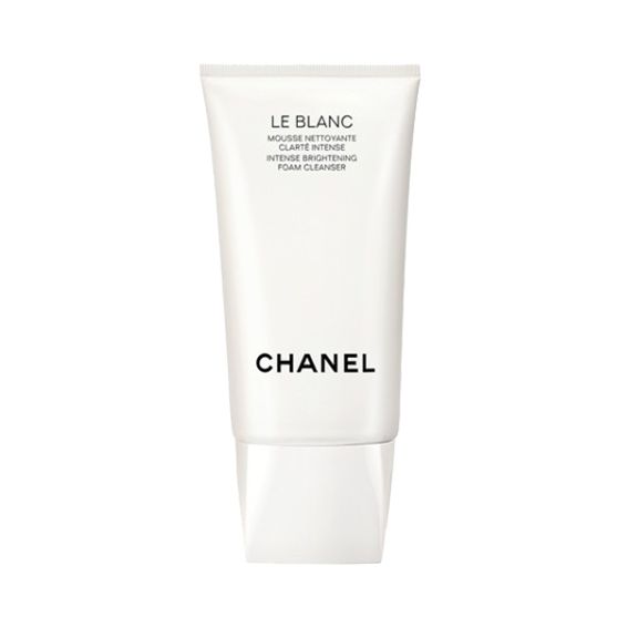 Chanel Le Blanc Brightening Tri-Phase Makeup Remover