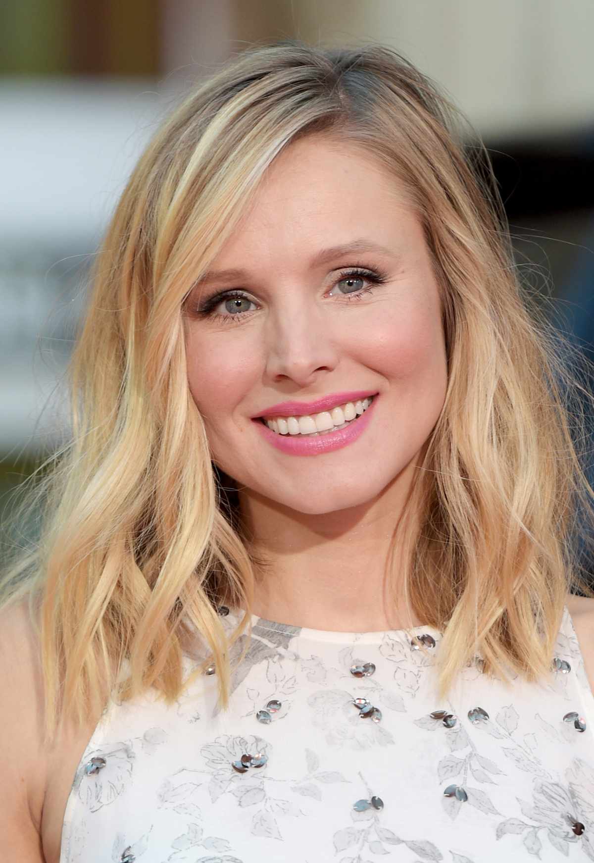 ctress Kristen Bell arrives at the premiere of Warner Bros. Pictures' "This Is Where I Leave You" at TCL Chinese Theatre on September 15, 2014 in Hollywood, California.