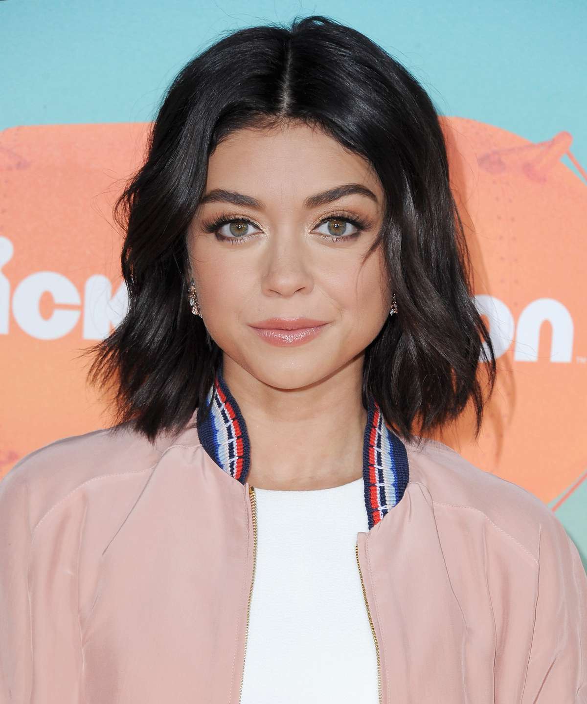 Actress Sarah Hyland arrives at Nickelodeon's 2016 Kids' Choice Awards at The Forum on March 12, 2016 in Inglewood, California.