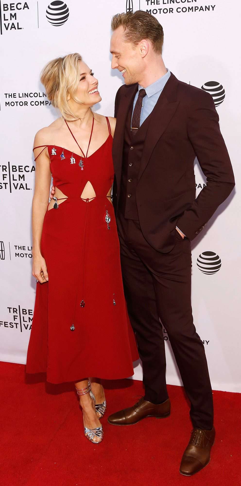 Sienna Miller and Tom Hiddleston