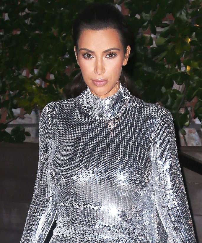 Kim Kardashian Street Style - Lead