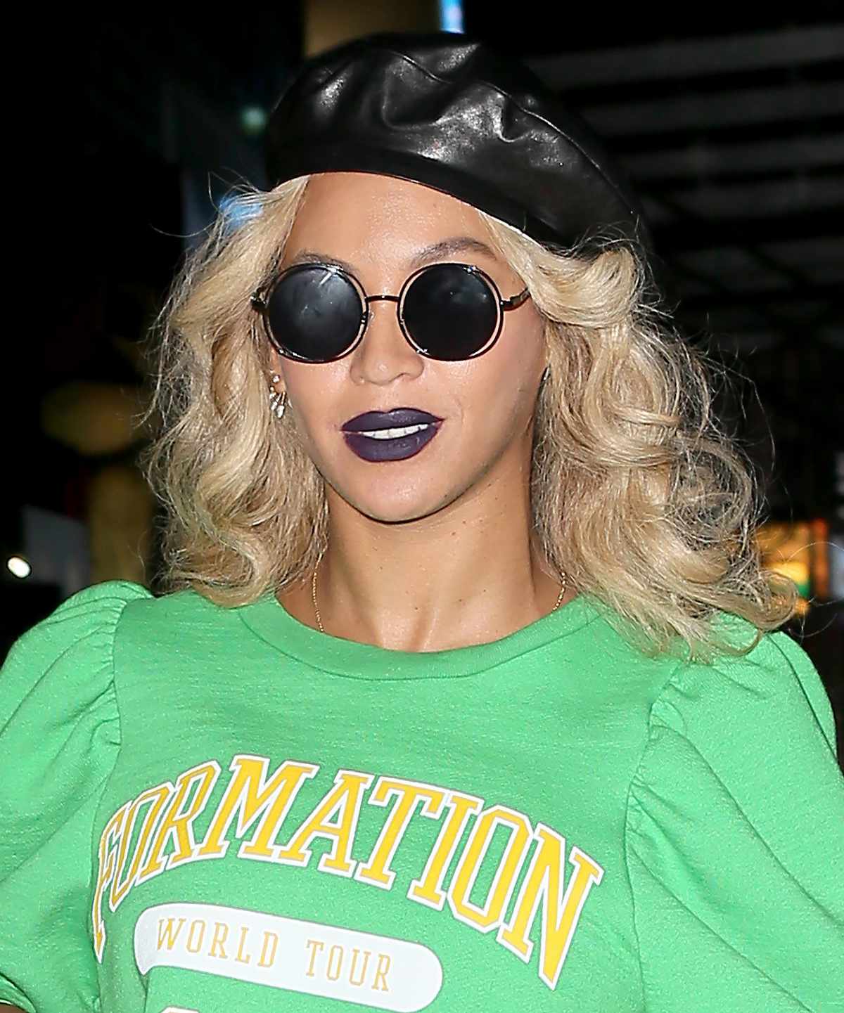 Beyonce Blue Lip - LEAD