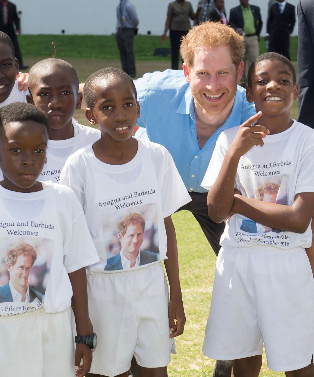 Prince Harry in Caribbean with Kids - LEAD