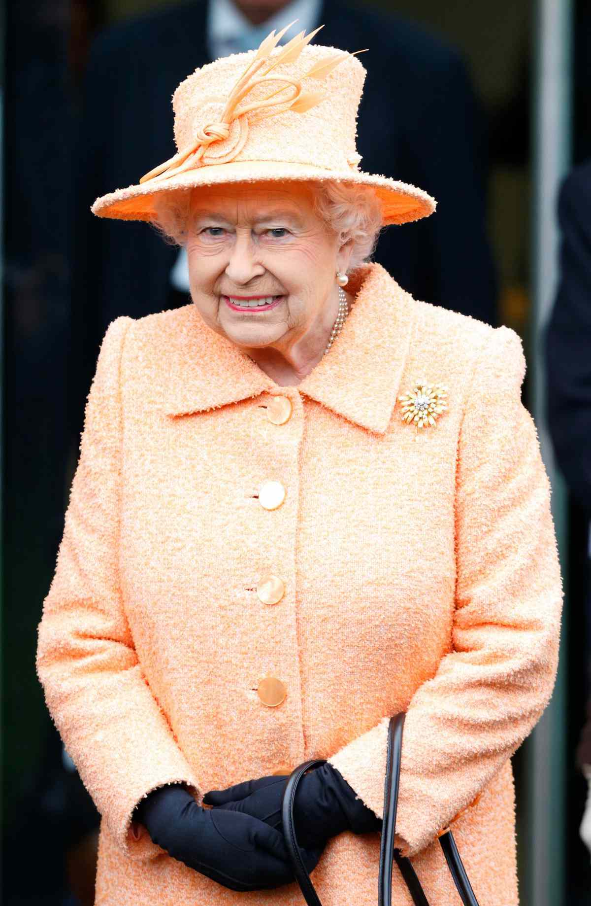 Kate Middleton orange embed