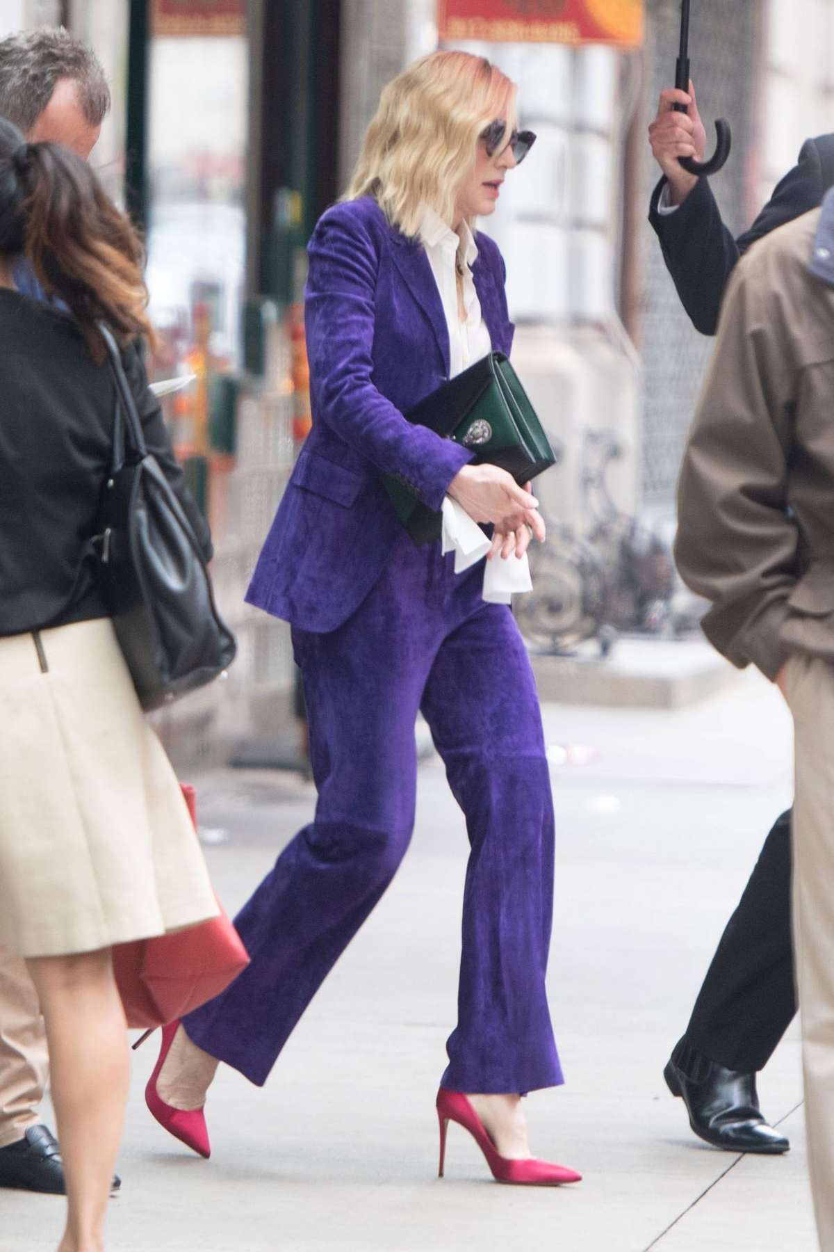 Cate Blanchett Bag - Embed - 1