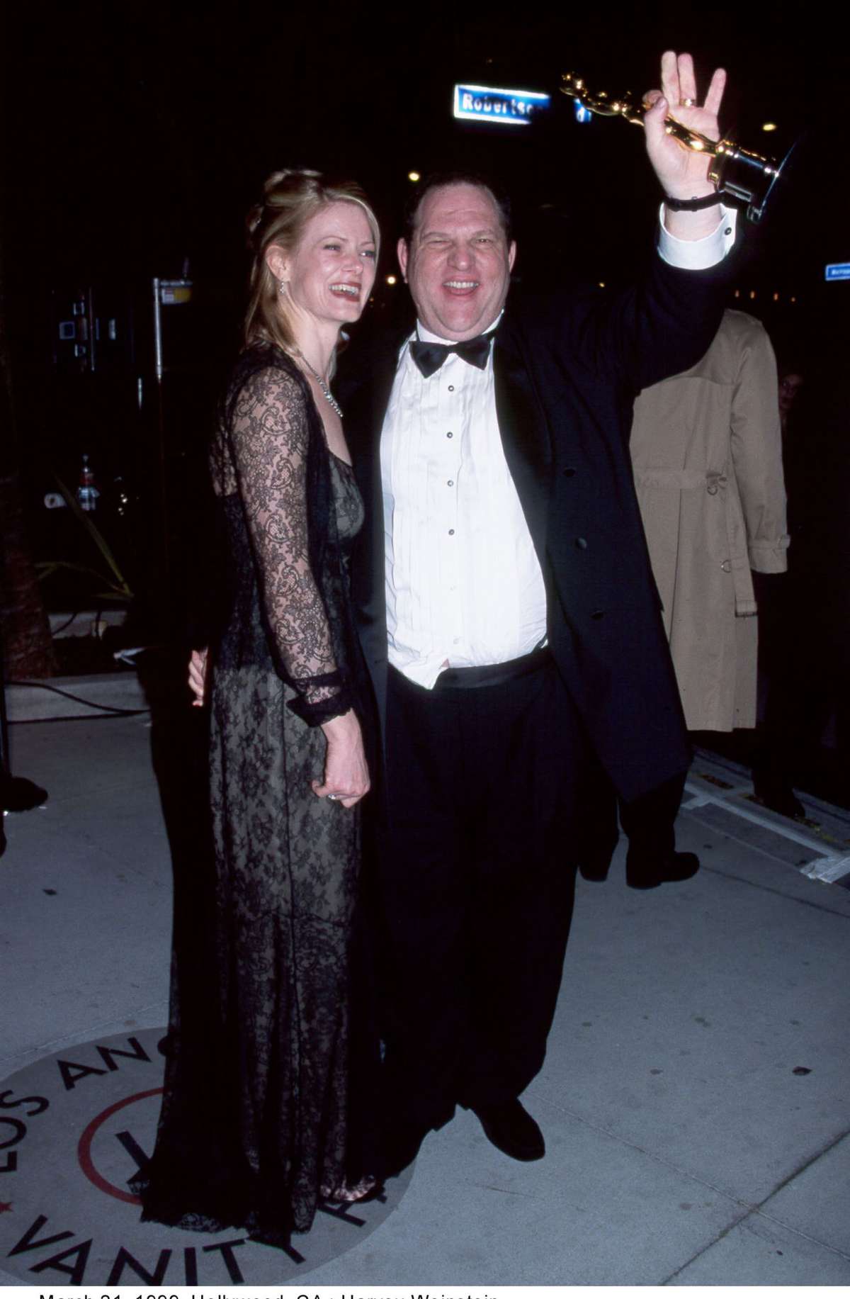 1999 Vanity Fair Oscar Party - Arrivals