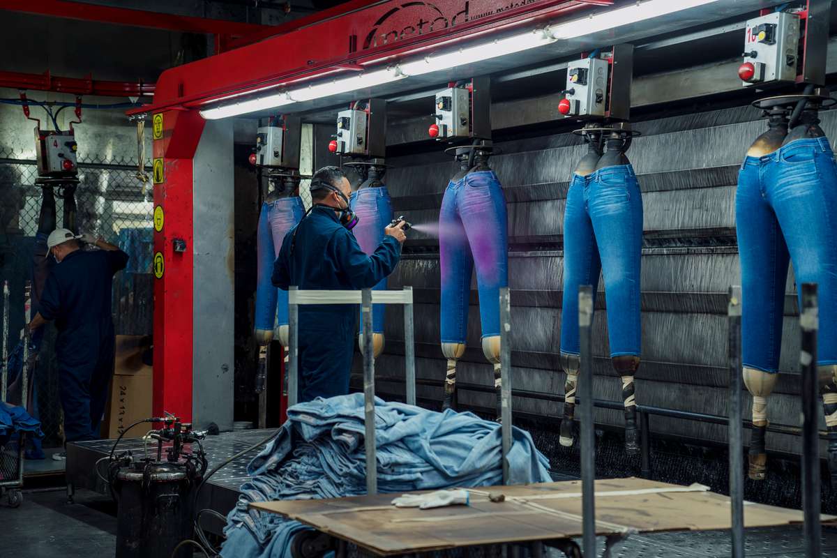 AG Jeans Factory