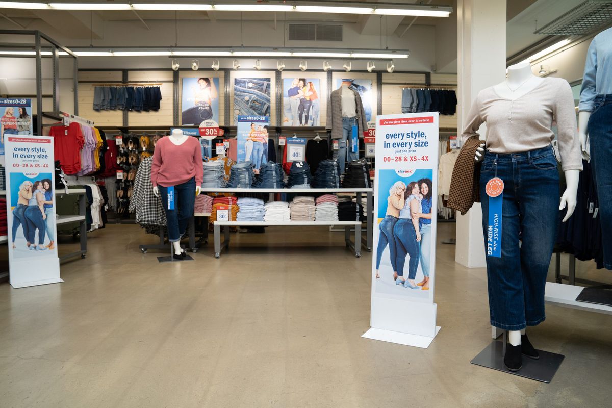 Old Navy Size Yes Concept Store