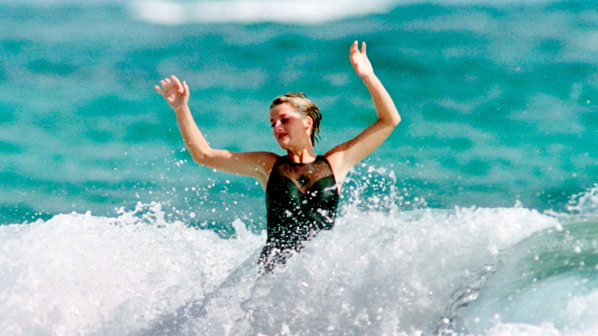 Hilarious Photos of Celebs Getting Crushed by Waves