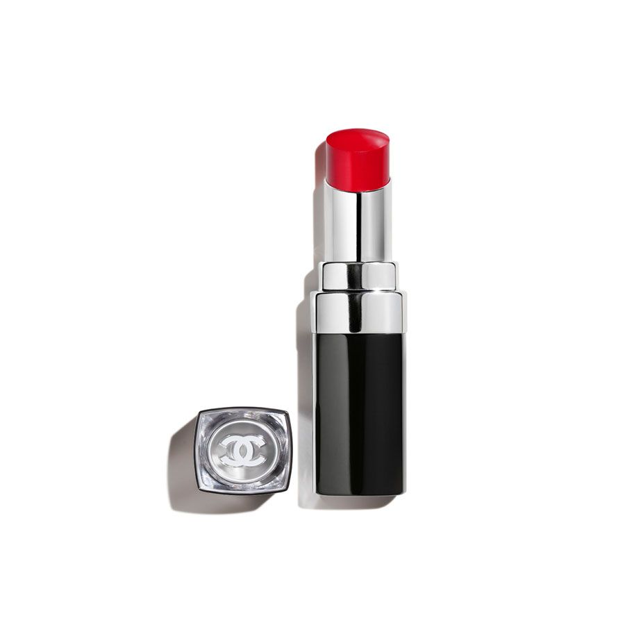 Shiny Lipstick Summer Makeup Trend