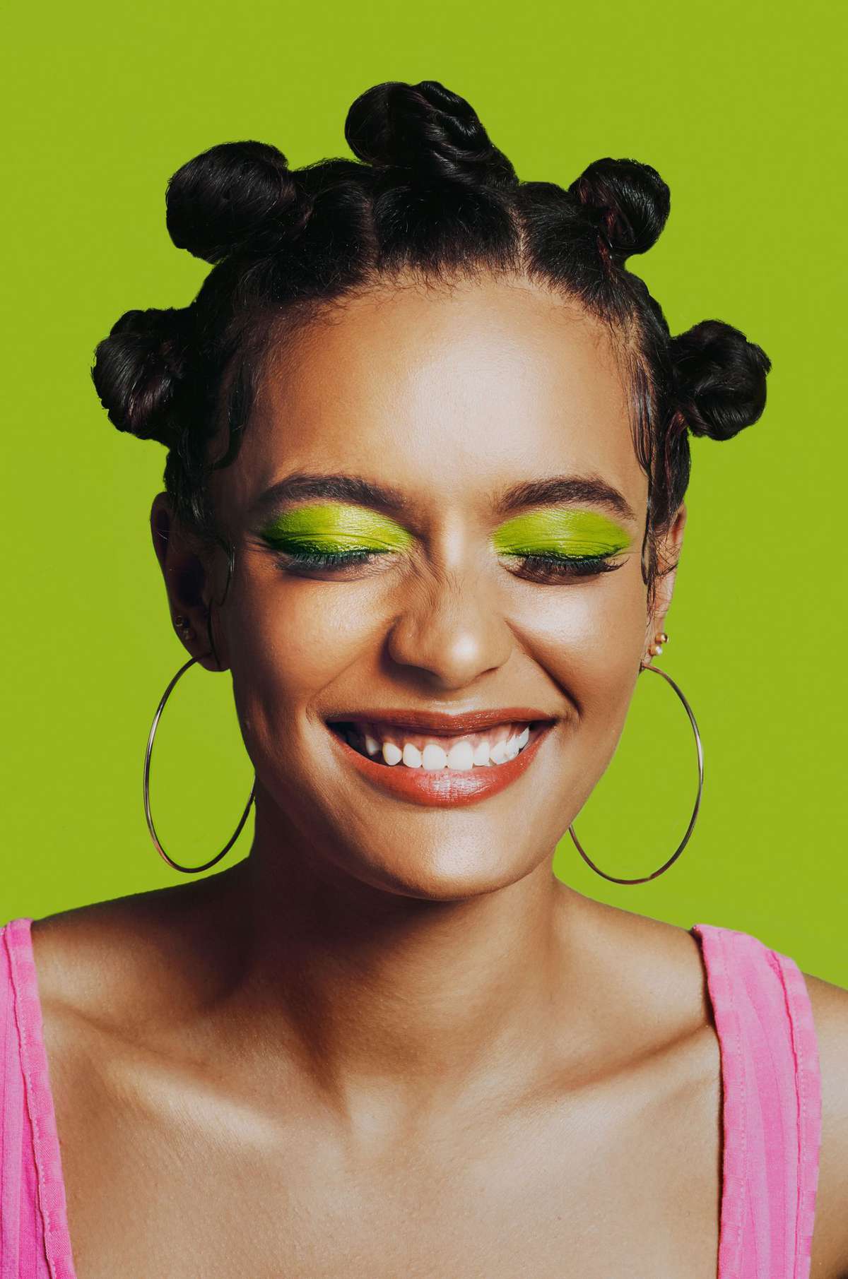 Colorful Eye Makeup Ideas for All Your Post-Quarantine Summer Festivals